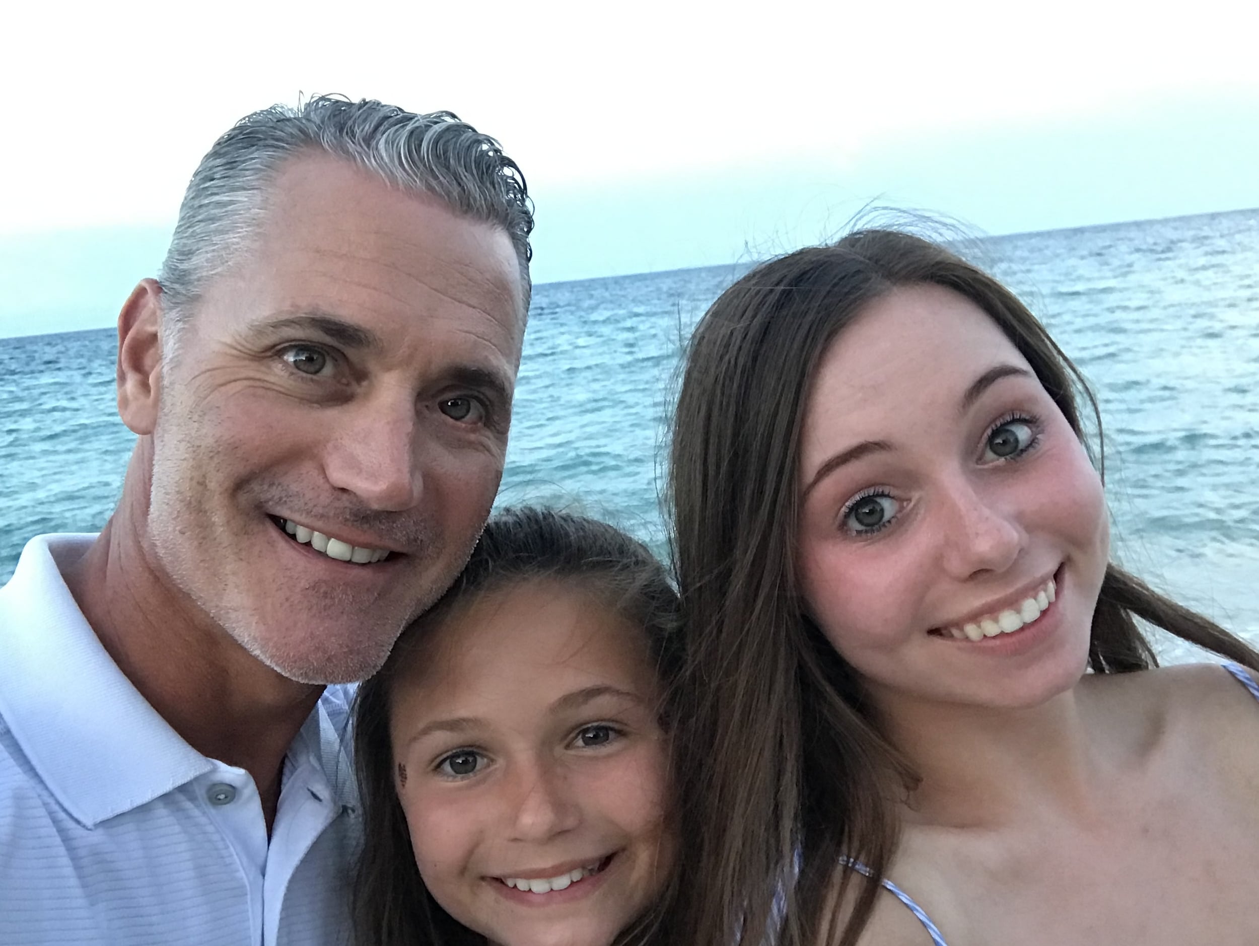 Photo of Chris Hanslik and his two daughters